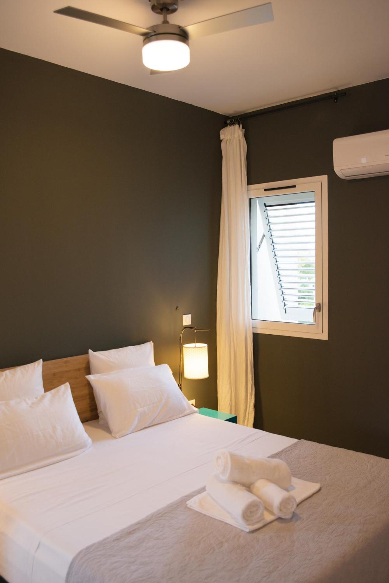 Escale Tropicale, Appart Vue Mer A 2 Min Du Lagon Apartman Saint-Gilles-les Bains Kültér fotó